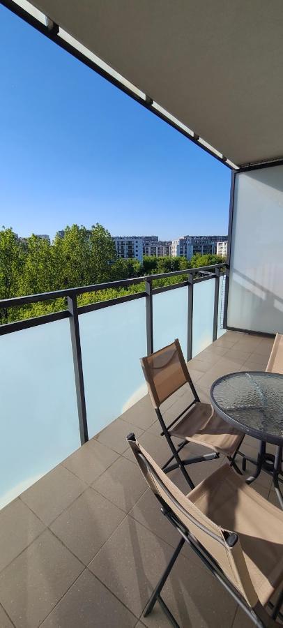 Wellsituated 1 Bedroom Condo In Warsaw Freeparking Buitenkant foto